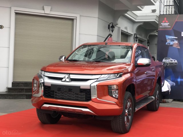 Cần bán xe Mitsubishi Triton 4x2 AT MIVEC sản xuất 2019, màu đỏ, xe nhập, giá ưu đãi0