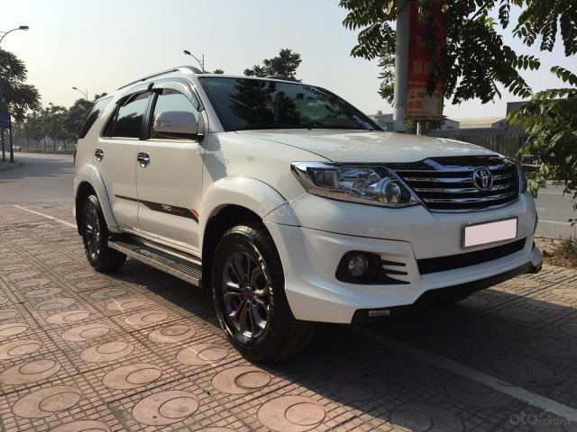 Toyota Fortuner sportivo 4x2 sx 2016 siêu mới : LH 0387707777