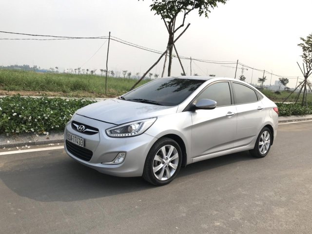 Bán ô tô Hyundai Accent 1.5MT Sedan 2014, màu bạc, xe nhập, giá tốt