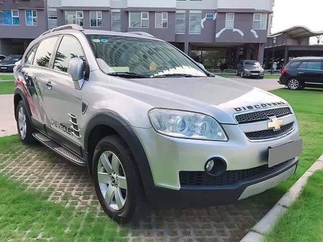 Bán xe Chevrolet Captiva LT sản xuất 2008, màu bạc số sàn