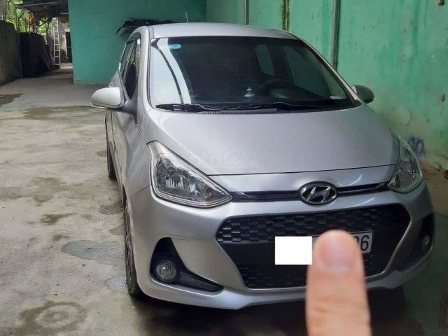 Bán Hyundai Grand i10 đời 2018 chính chủ giá cạnh tranh0