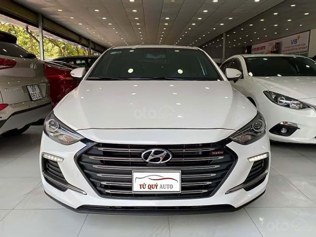 Bán Hyundai Elantra 1.6AT Turbo sản xuất 2018, màu trắng