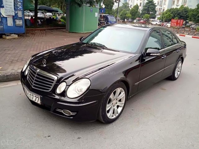 Bán ô tô Mercedes E200 2008, màu đen, nhập khẩu, giá tốt