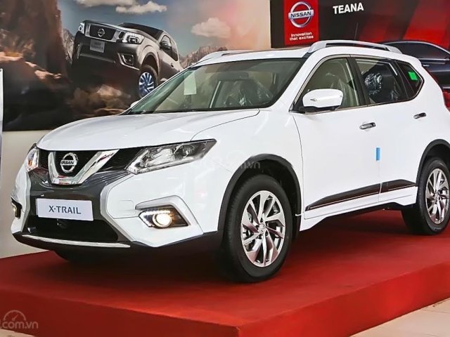 Cần bán xe Nissan X-Trail 2.5 SV Luxury năm 2019, màu trắng, giá tốt được đến 90 triệu + gói phụ kiện hấp dẫn0