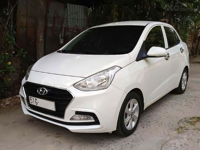 Cần bán xe cũ Hyundai Grand i10 đời 2017, màu trắng, 375 triệu0