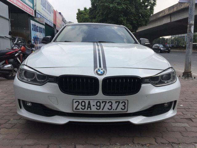 Bán BMW 3 Series 328i năm sản xuất 2013, nhập khẩu nguyên chiếc0