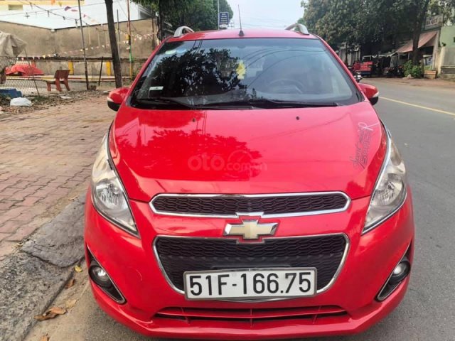 Cần bán Chevrolet Spark LTZ sản xuất 2015, màu đỏ