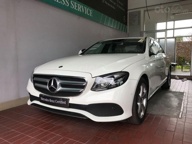 [Big Sale] đại lý thanh lý Mercedes E250 thanh toán 700tr tặng bảo hiểm 1 năm, LH 0908299829