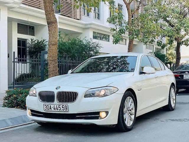 Bán BMW 520i sản xuất năm 2013, màu trắng, xe nhập