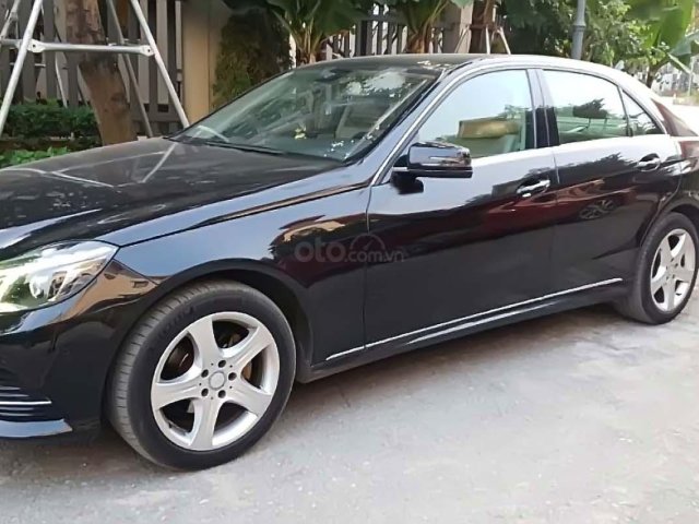 Bán xe Mercedes E200 2014, màu đen, nhập khẩu nguyên chiếc0