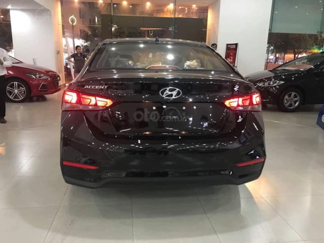 Cần bán Hyundai Accent số sàn full đời 2019, màu đen