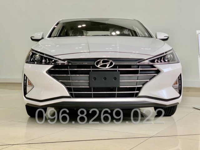 Cần bán Hyundai Elantra 1.6 AT 2019, màu trắng, giá cạnh tranh