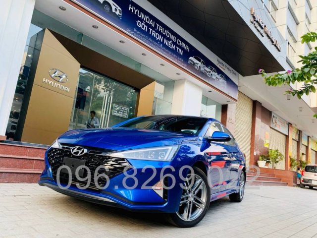 Cần bán Hyundai Elantra 1.6 MT năm sản xuất 2019, màu xanh lam, giá tốt