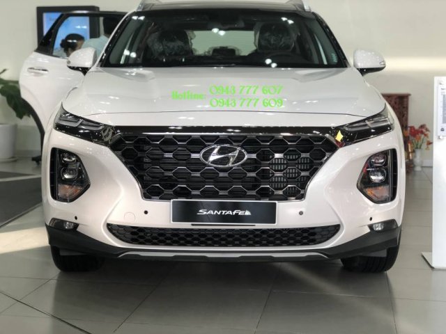 Bán Hyundai Santa Fe 2.4 AT máy xăng tiêu chuẩn sản xuất 2019, giao xe nhanh toàn quốc0