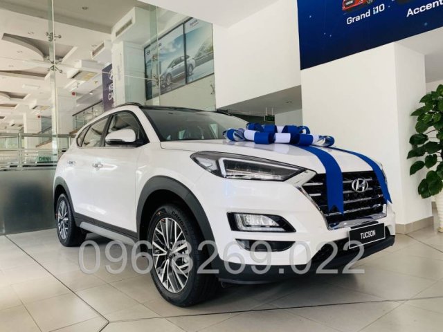 Bán ô tô Hyundai Tucson 2.0 tiêu chuẩn sản xuất năm 2019, có săn xe, giao ngay0