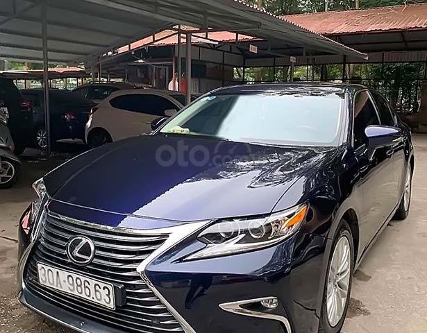 Bán Lexus ES 250 đời 2016, màu xanh lam, xe nhập, chính chủ