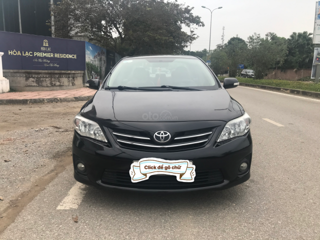 Bán Corolla Altis 1.8G số sàn, sản xuất 2010 phom 2011, màu đen0