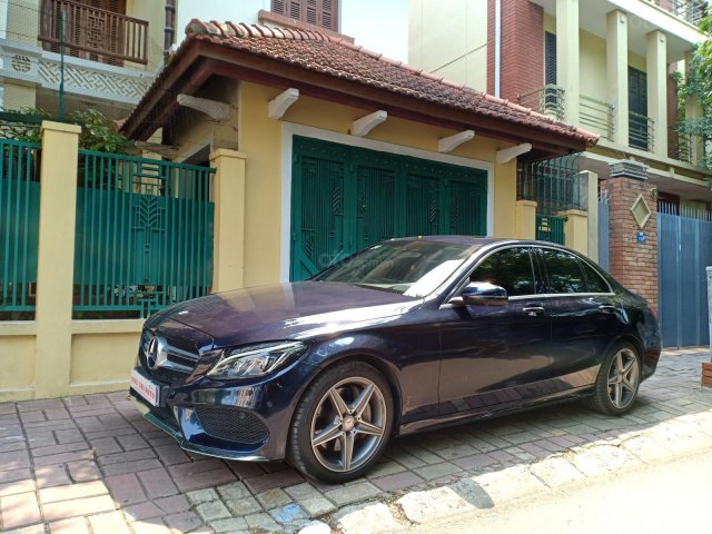 Bán nhanh Mercedes C300 AMG Model 2017, xanh Cavansite nội thất Carbon - Liên hệ 0973799799 - 0828980765