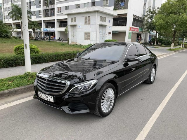 Bán xe Mercedes C250 model 2017