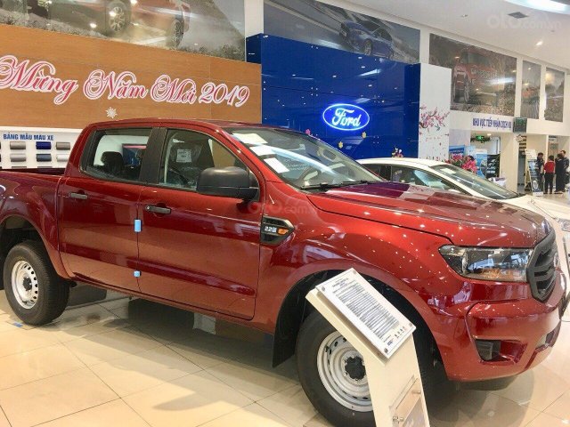 Bán Ford Ranger XL đời 2019, màu đỏ, nhập khẩu, trả trước chỉ 150tr giao xe tại nhà, LH 09676646480