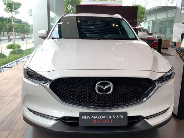 Cần bán xe Mazda CX 5 năm sản xuất 2019, màu trắng, giao xe toàn quốc