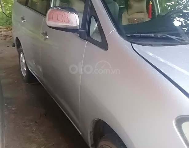 Bán xe cũ Toyota Innova J sản xuất 2007, màu bạc0