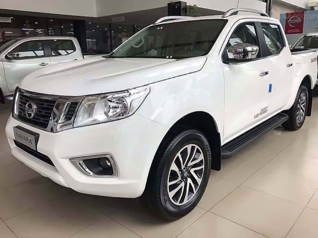 Bán xe Nissan Navara đời 2019, màu trắng, nhập khẩu nguyên chiếc, 679tr