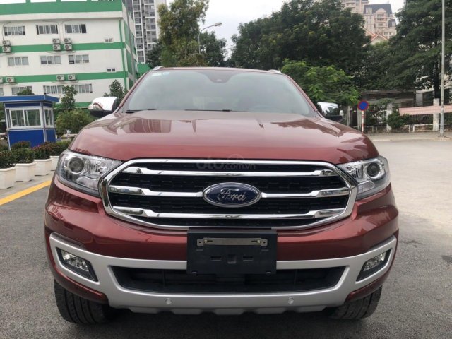 Xe Ford Everest đời 2018, màu nâu đỏ 2.0 Biturbo 2 cầu bản full 4*4 mới 95% giá 1 tỷ 320 triệu đồng0