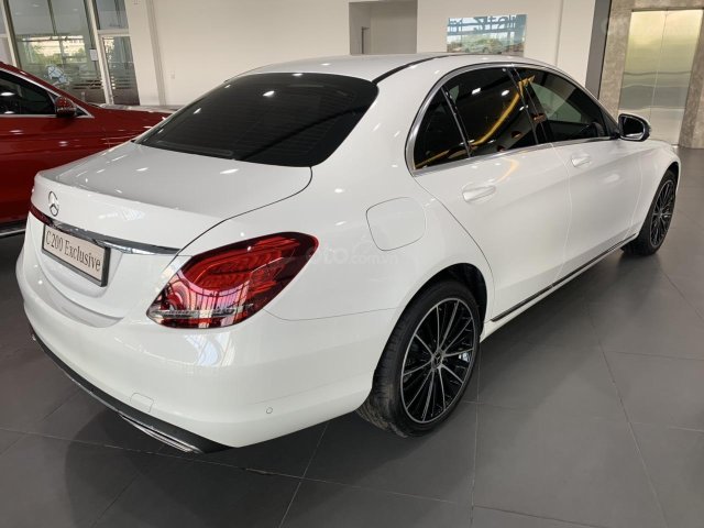 Mercedes Benz C 200 Exclusive 2019 ưu đãi phí trước bạ0