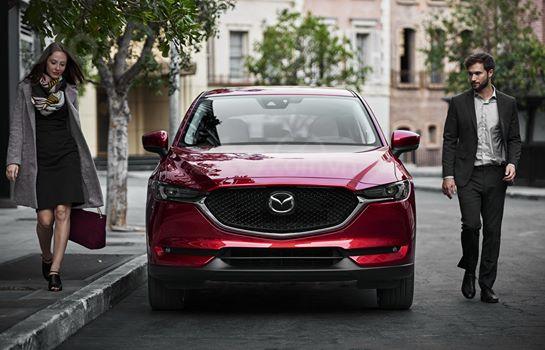 Xả hàng cuối năm chiếc xe Mazda CX 5  New Deluxe đời 2019, màu đỏ0