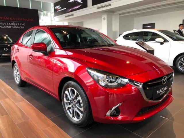 Bán Mazda 2 Luxury năm 2019, màu đỏ, xe nhập, giao nhanh toàn quốc0