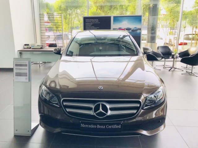 Bán Mercedes E250 năm sản xuất 2019, màu nâu, nhập khẩu như mới