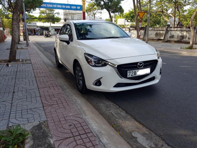 Bán Mazda 2 hatchback xe mới đi năm sản xuất 2018, còn mới hoàn toàn0