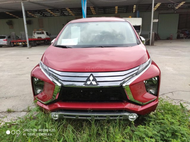 Bán xe mitsubishi Xpander nhập khẩu, màu đỏ