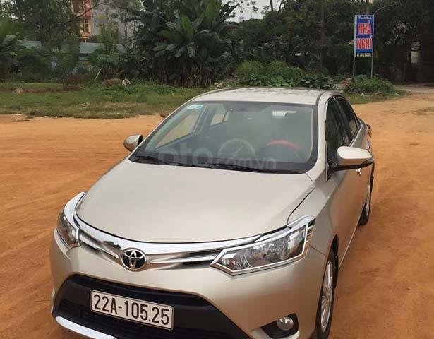 Cần bán gấp Toyota Vios 1.5 E 2015, giá tốt0