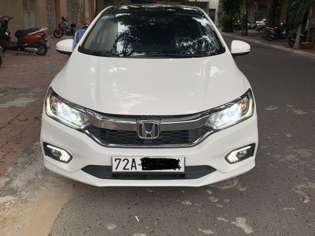 Bán xe Honda City 2017 màu trắng giá 525 triệu đồng