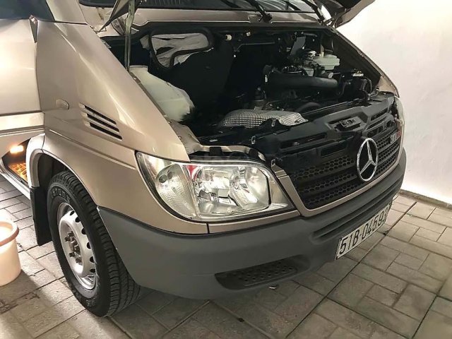 Cần bán xe cũ Mercedes Sprinter đời 2011, màu hồng0