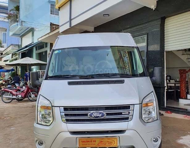 Cần bán xe Ford Transit năm sản xuất 2016, màu bạc