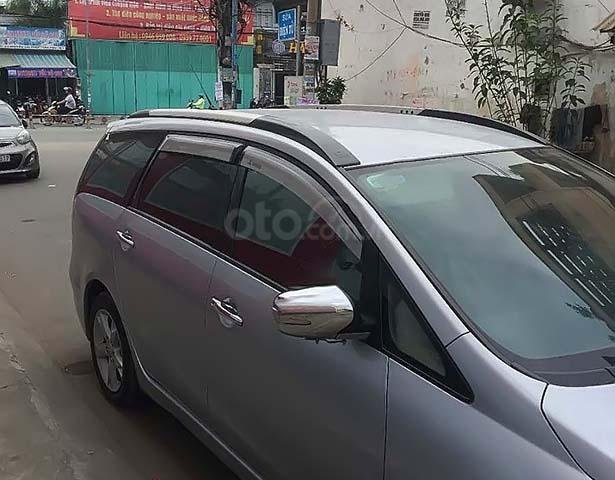 Bán xe Mitsubishi Grandis năm 2009, màu xám, nhập khẩu 