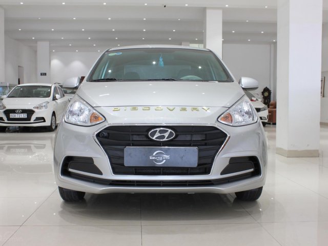 Bán Hyundai Grand i10 Sedan 1.2 MT 2019, xe lướt, màu bạc