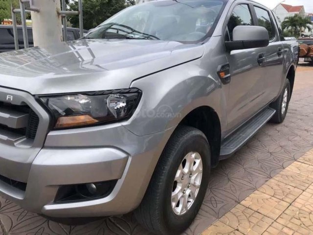 Xe Ford Ranger năm sản xuất 2017, màu xám, xe nhập chính hãng