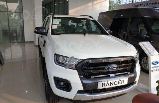 Xả hàng đến Tết, Ford Ranger 2.0L Wildtrak đời 2019, màu trắng, giá rẻ 0