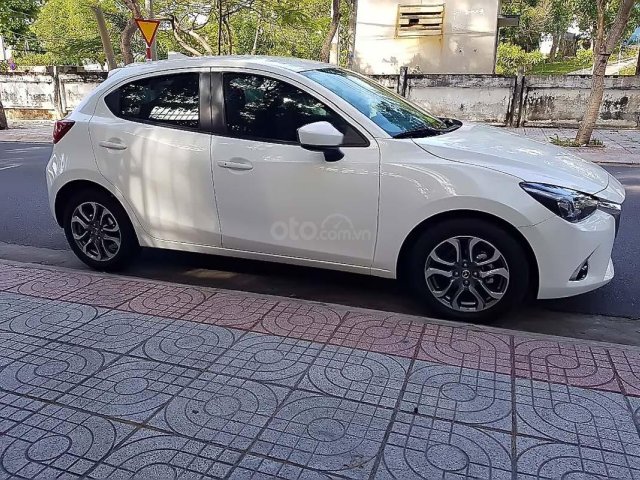 Bán Mazda 2 đời 2018, màu trắng, nhập khẩu nguyên chiếc chính hãng0