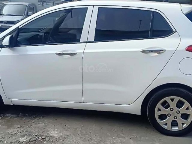 Bán Hyundai Grand i10 1.0 MT Base năm sản xuất 2014, màu trắng, nhập khẩu 0