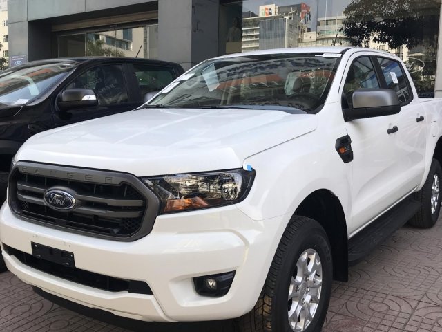 Ford Ranger XLS, số tự động đời 2019, màu trắng, chỉ 150 triệu lăn bánh, hỗ trợ vay tối đa nhất - Liên hệ 0969.016.6920