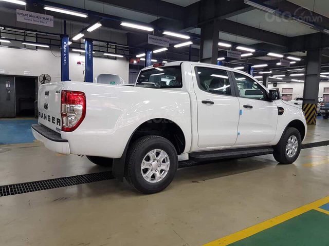 Bán Ford Ranger XLS, số tự động 2019, chỉ 150 triệu lăn bánh, trả góp chỉ từ 5 triệu/ tháng, Lh ngay 0969016692