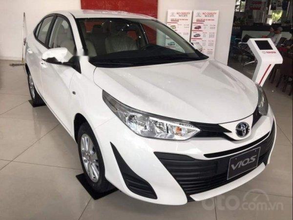 Toyota Đông Sài Gòn _ Cần bán xe Toyota Vios E đời 2019, màu trắng, số sàn