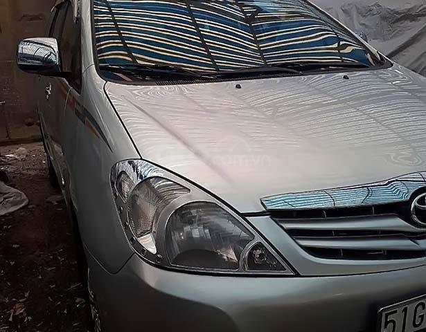 Bán xe cũ Toyota Innova G 2009, màu bạc0