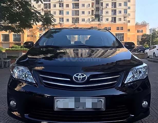 Cần bán xe Toyota Corolla Altis 1.8 đời 2012, màu đen, chính chủ