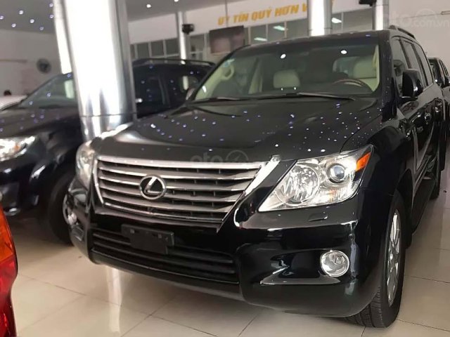 Cần bán Lexus LX 570 năm sản xuất 2009, màu đen, xe nhập 0